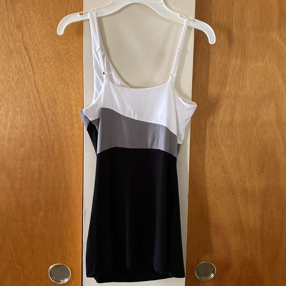 🩶🤍🖤EUC BEBE Top - Picture 6 of 6